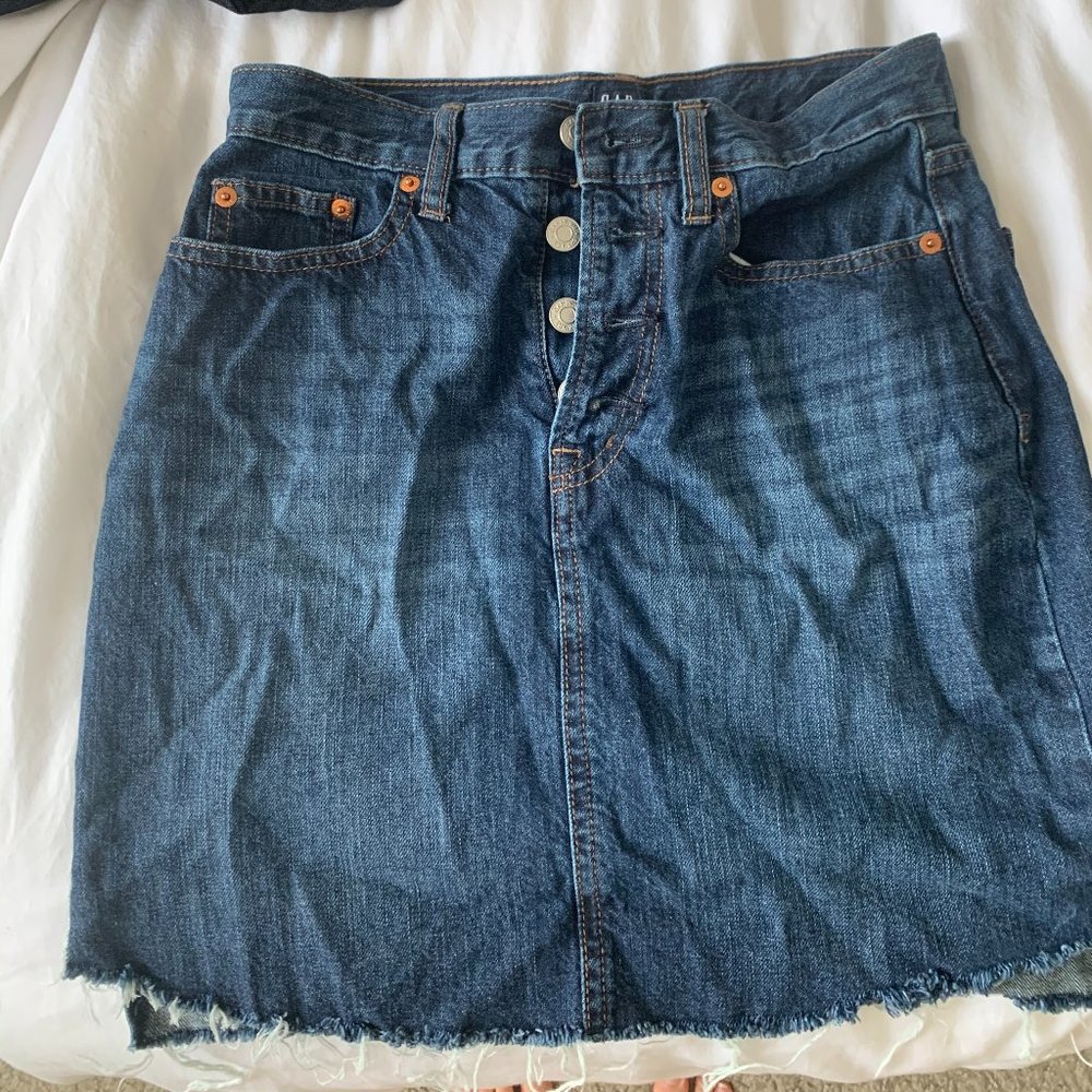 GAP Cutoff Button-fly Skirt